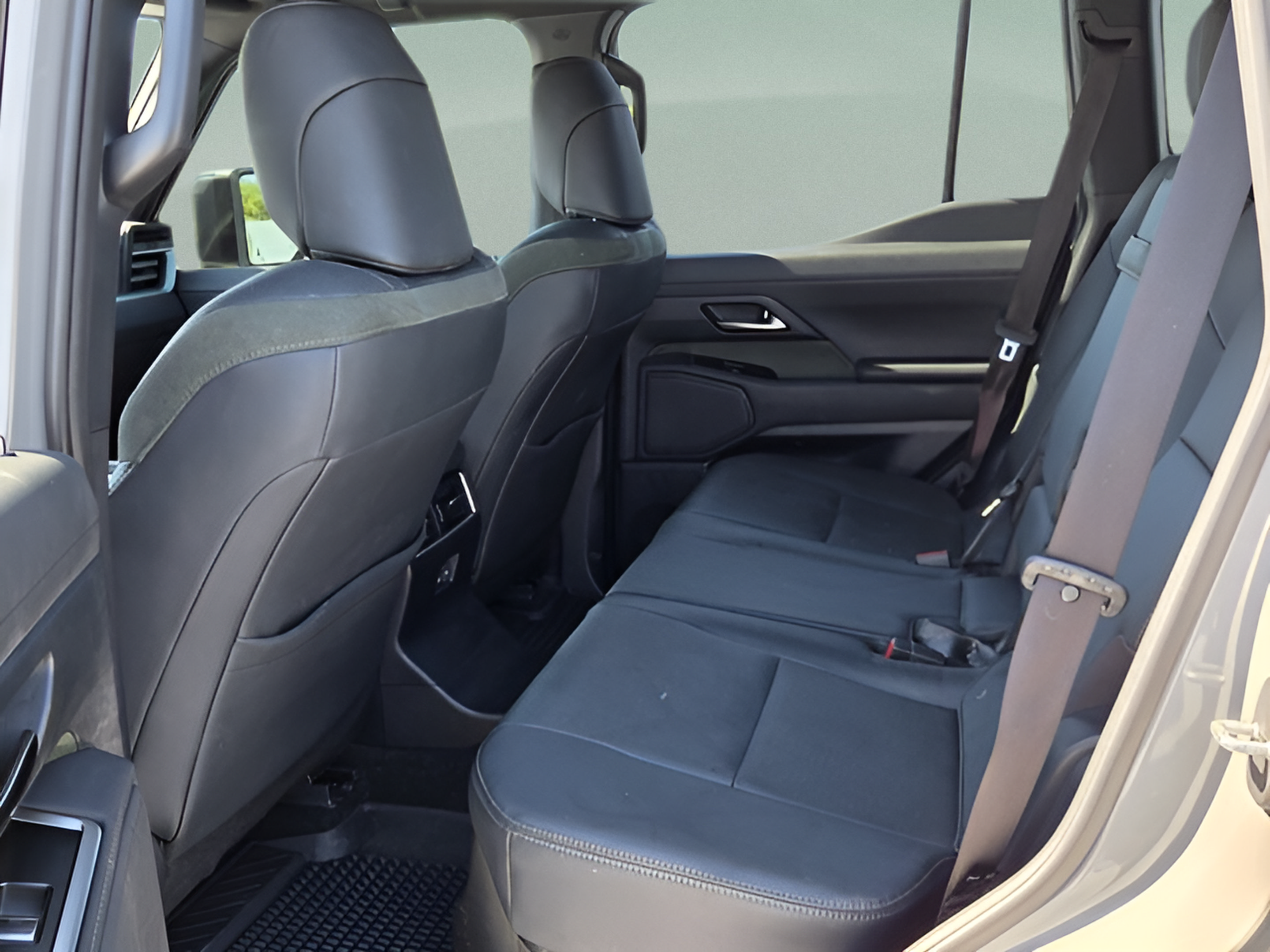 Used 2024 Lexus GX 550 AWD/4WD image 10