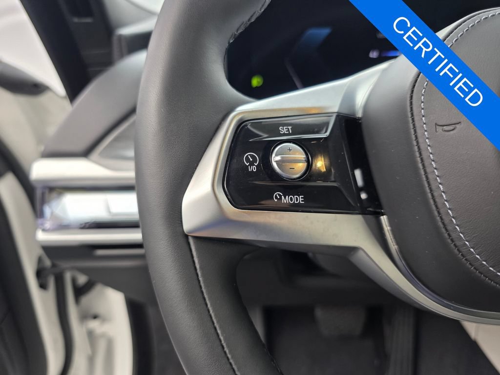 Certified 2023 BMW i7 xDrive60 AWD/4WD image 20