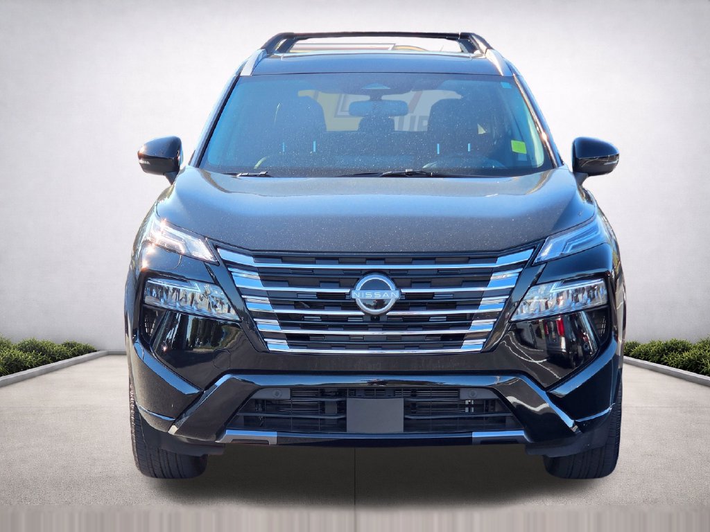 Used 2026 Nissan Rogue Platinum w/ Platinum Premium Package AWD/4WD image 3