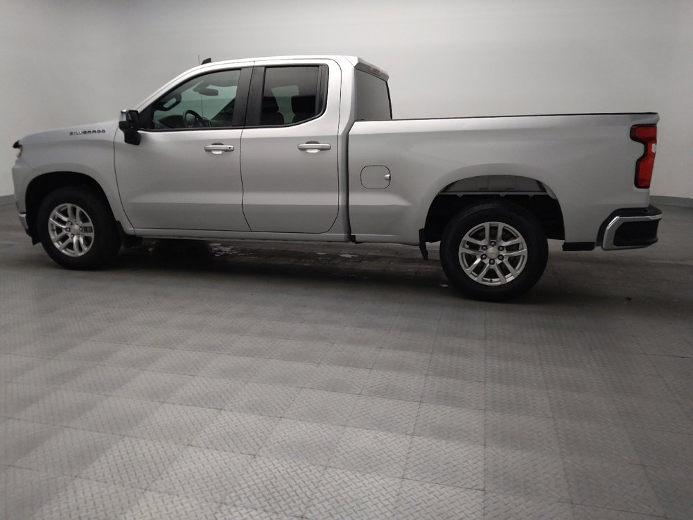 Used 2020 Chevrolet Silverado 1500 LT RWD image 3