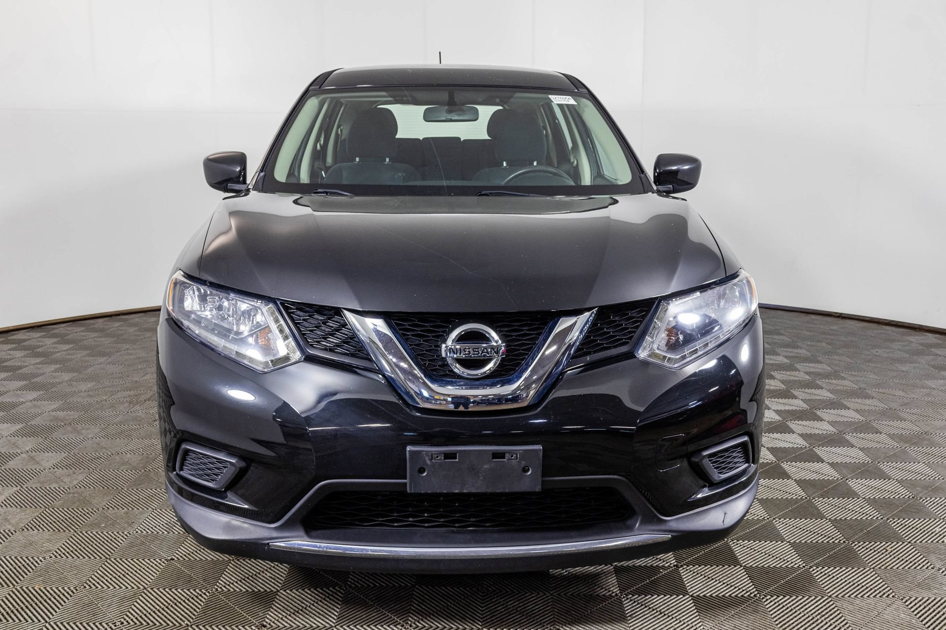Used 2016 Nissan Rogue S AWD/4WD image 8