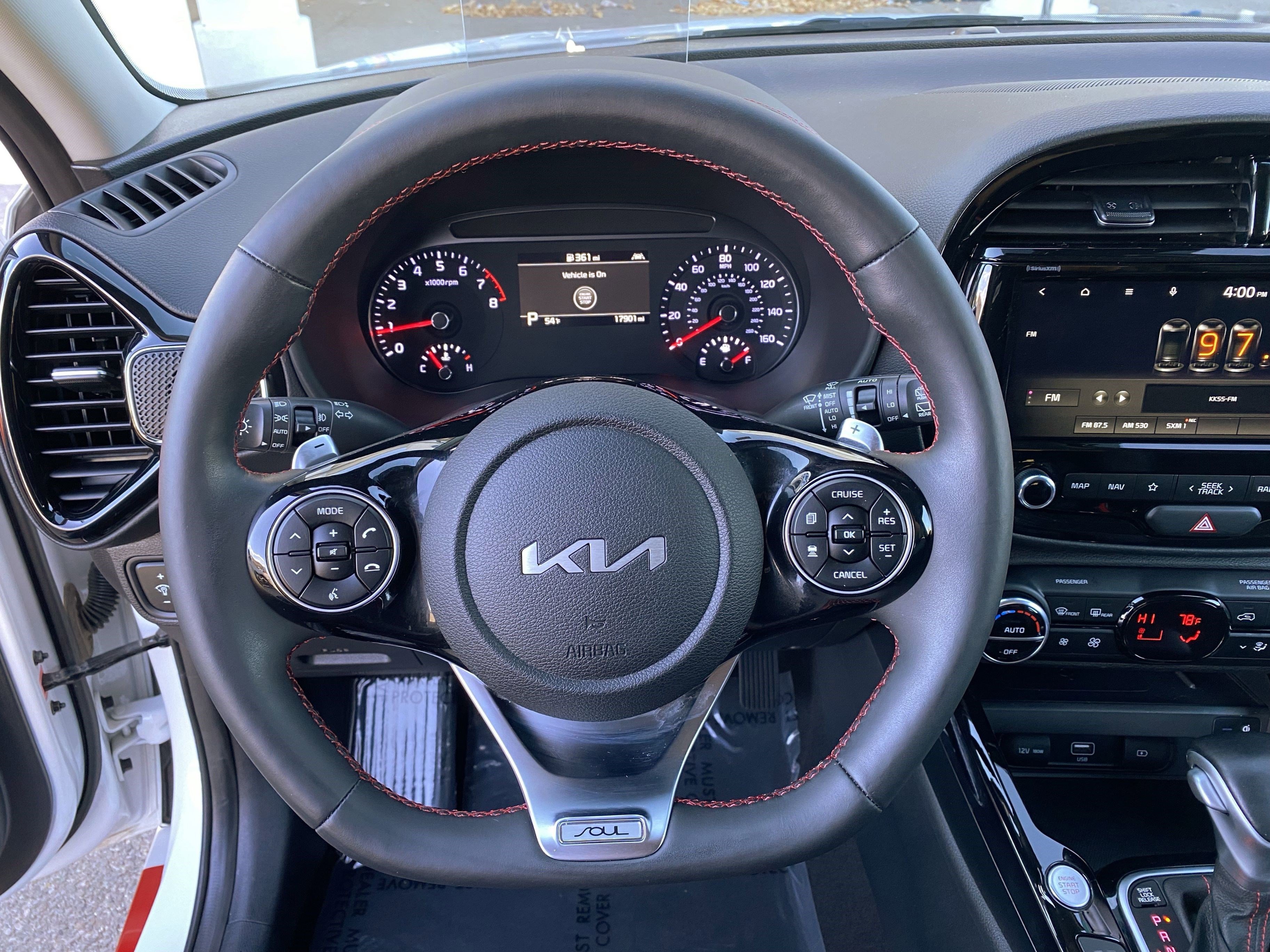 Used 2022 Kia Soul Turbo FWD image 29