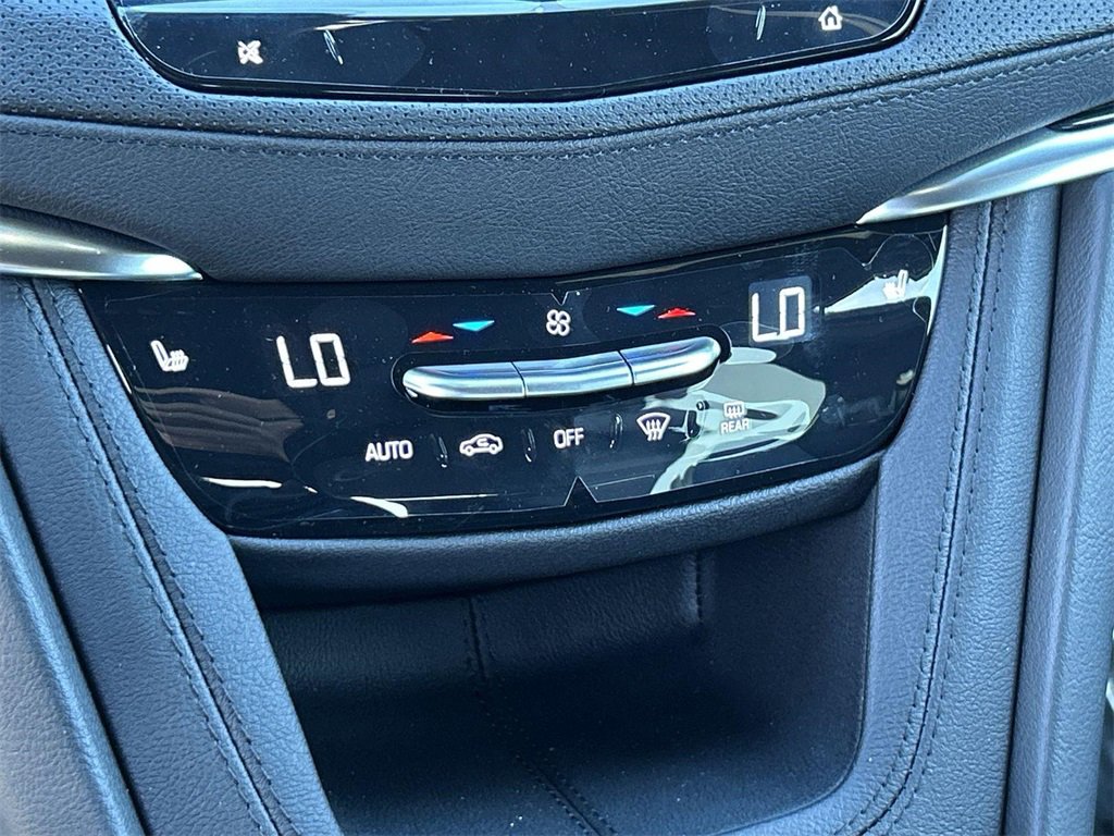 New 2025 Cadillac XT5 Premium Luxury image 12