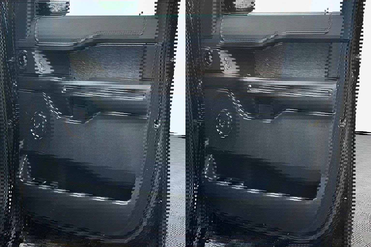 Used 2018 Ford Expedition Max Limited w/ Equipment Group 302A image 30