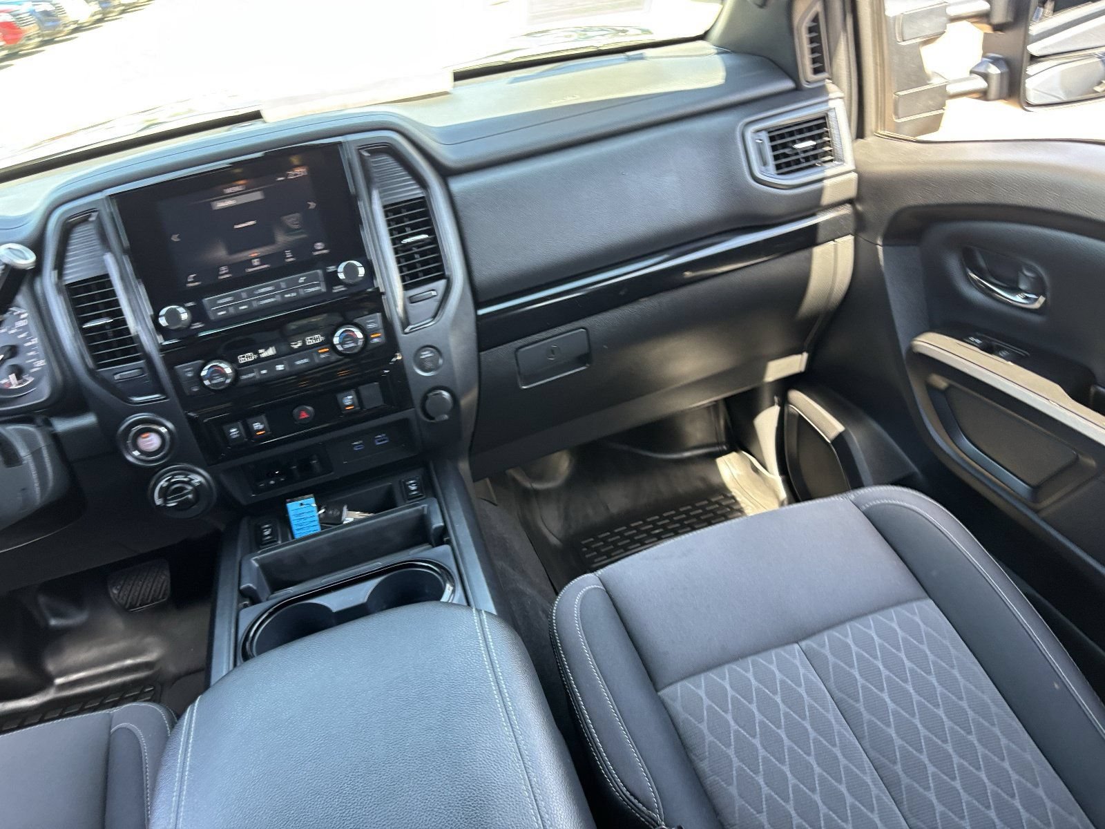 Certified 2024 Nissan Titan SV w/ SV Convenience Package AWD/4WD image 37