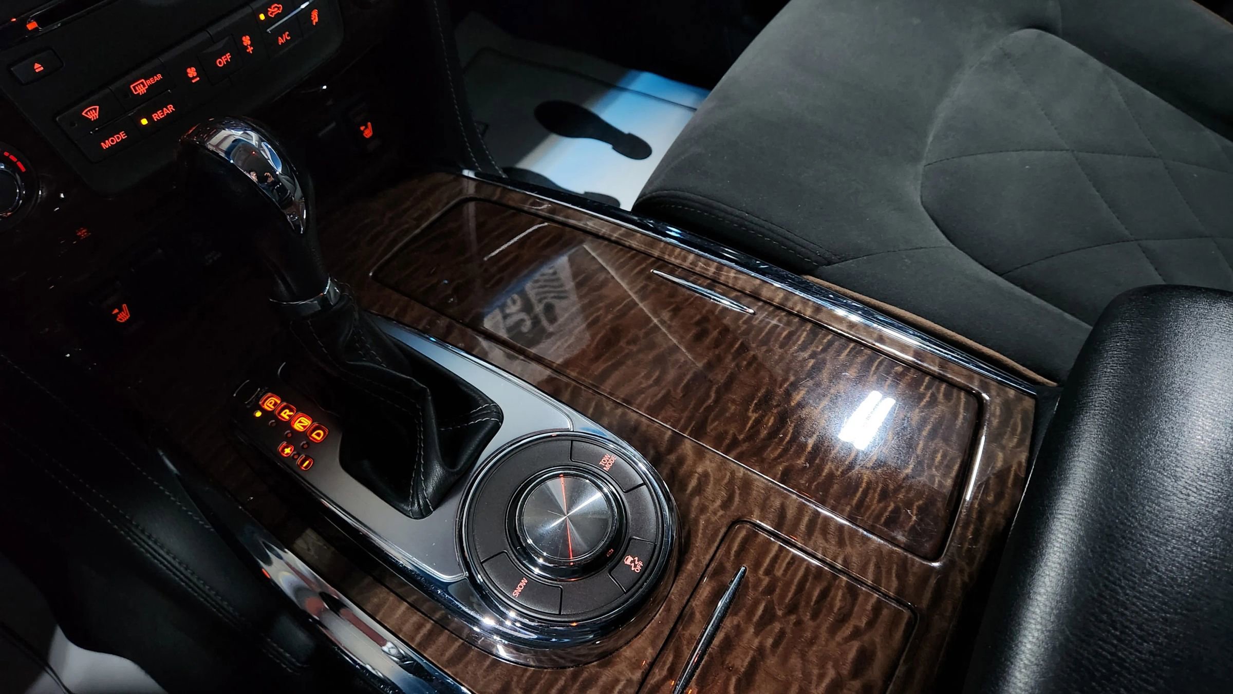 Used 2020 Nissan Armada SV w/ Driver Package image 26