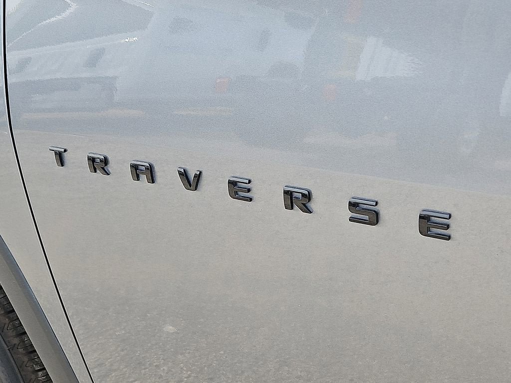 Certified 2021 Chevrolet Traverse LT FWD image 31