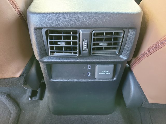 Used 2025 Toyota 4Runner Limited image 12