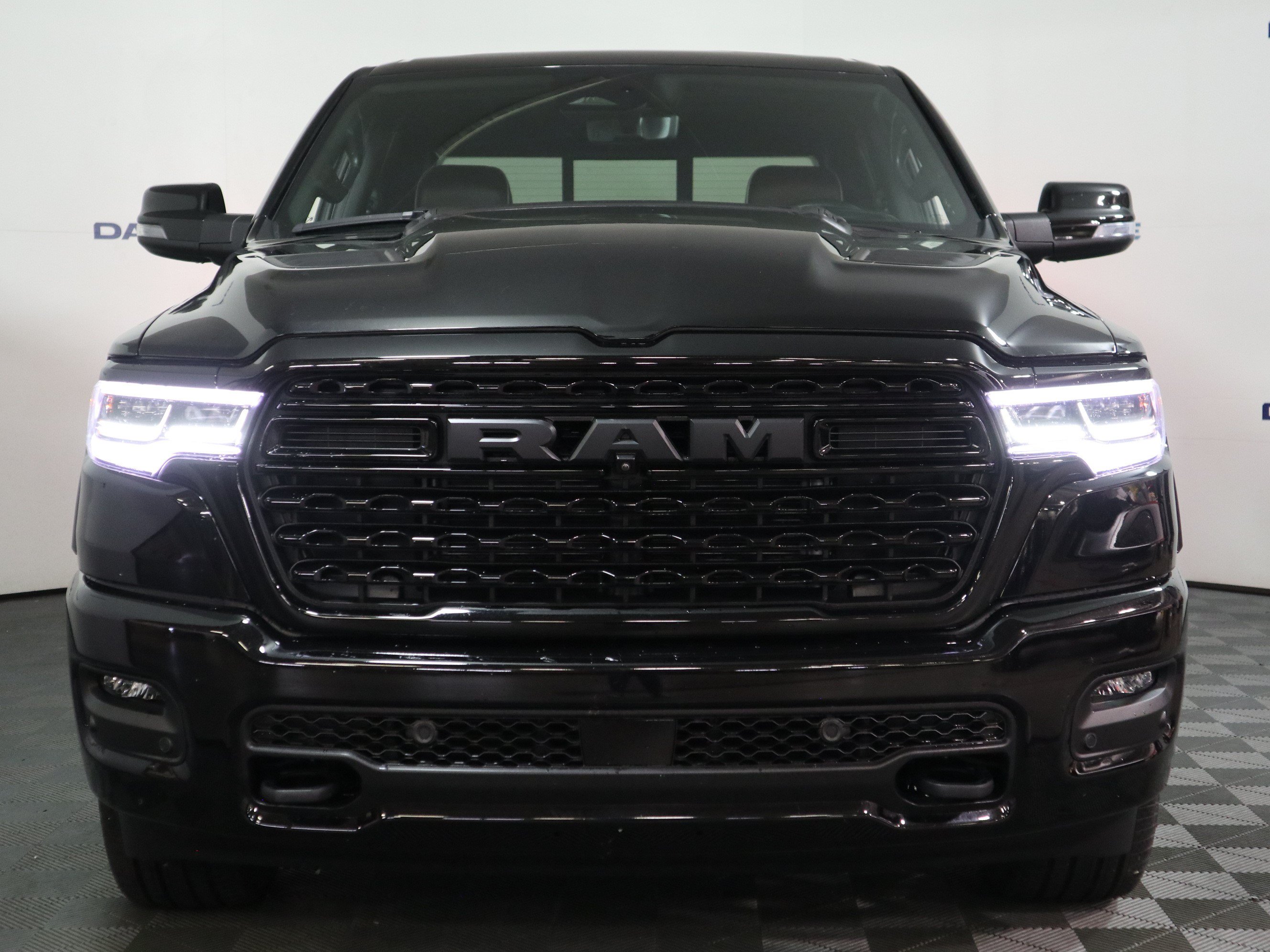 Used 2026 RAM 1500 Limited AWD/4WD image 13
