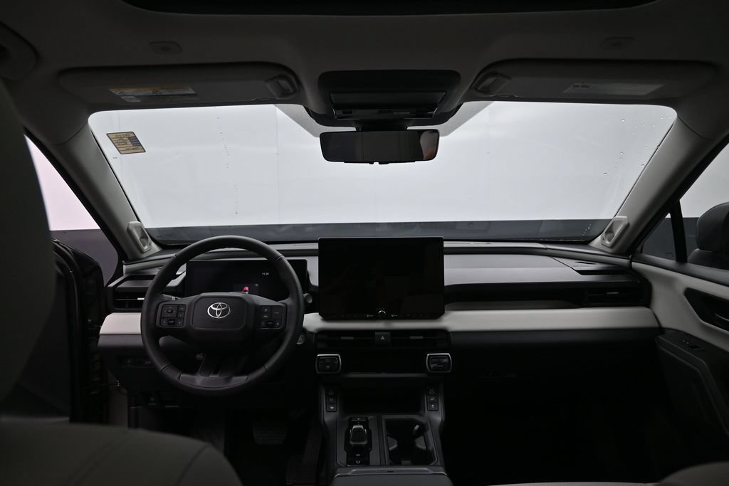Used 2026 Toyota RAV4 Limited AWD/4WD image 30