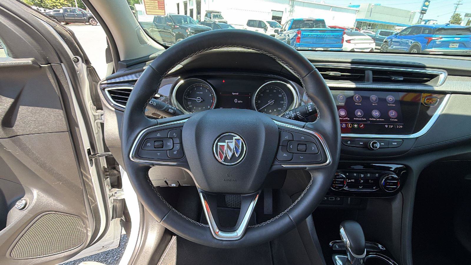 Used 2022 Buick Encore GX Essence FWD image 21