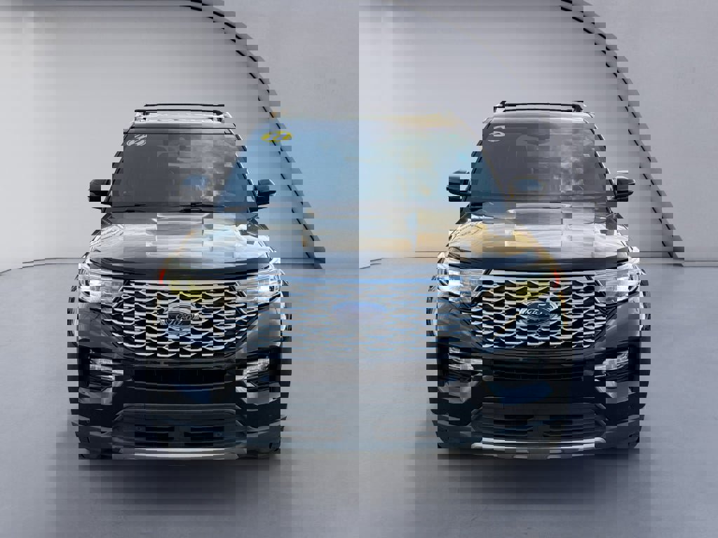 Used 2022 Ford Explorer Platinum w/ Equipment Group 601A image 8
