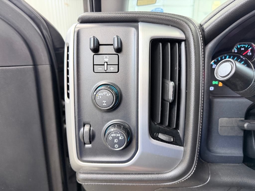 Used 2017 GMC Sierra 1500 SLT AWD/4WD image 36