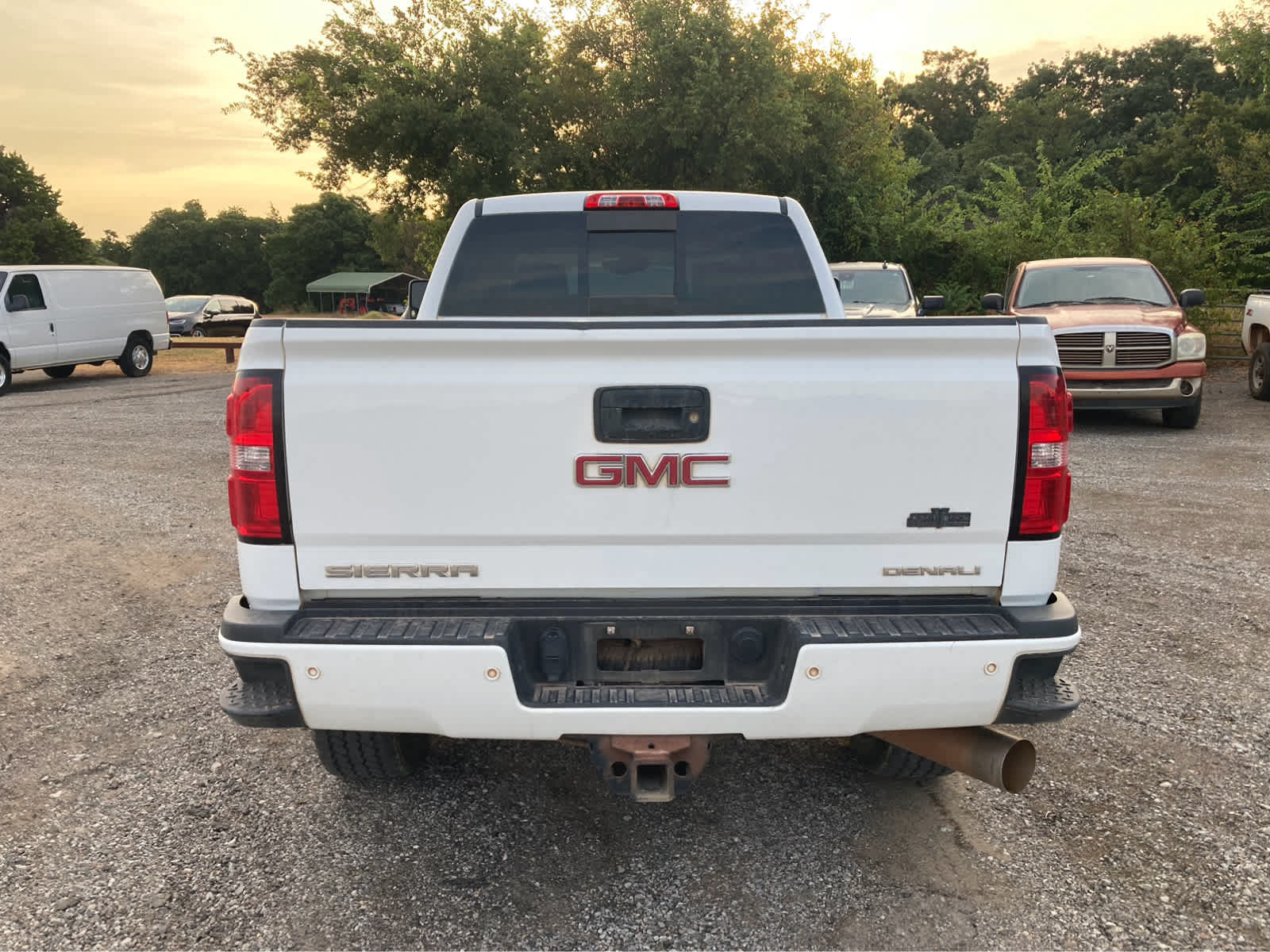 Used 2016 GMC Sierra 2500 Denali w/ Duramax Plus Package AWD/4WD image 6