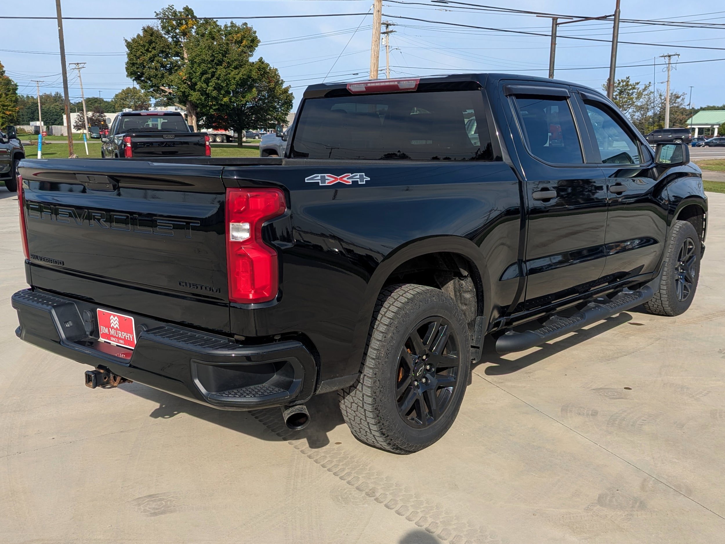 Used 2022 Chevrolet Silverado 1500 Custom w/ Rally Edition AWD/4WD image 4