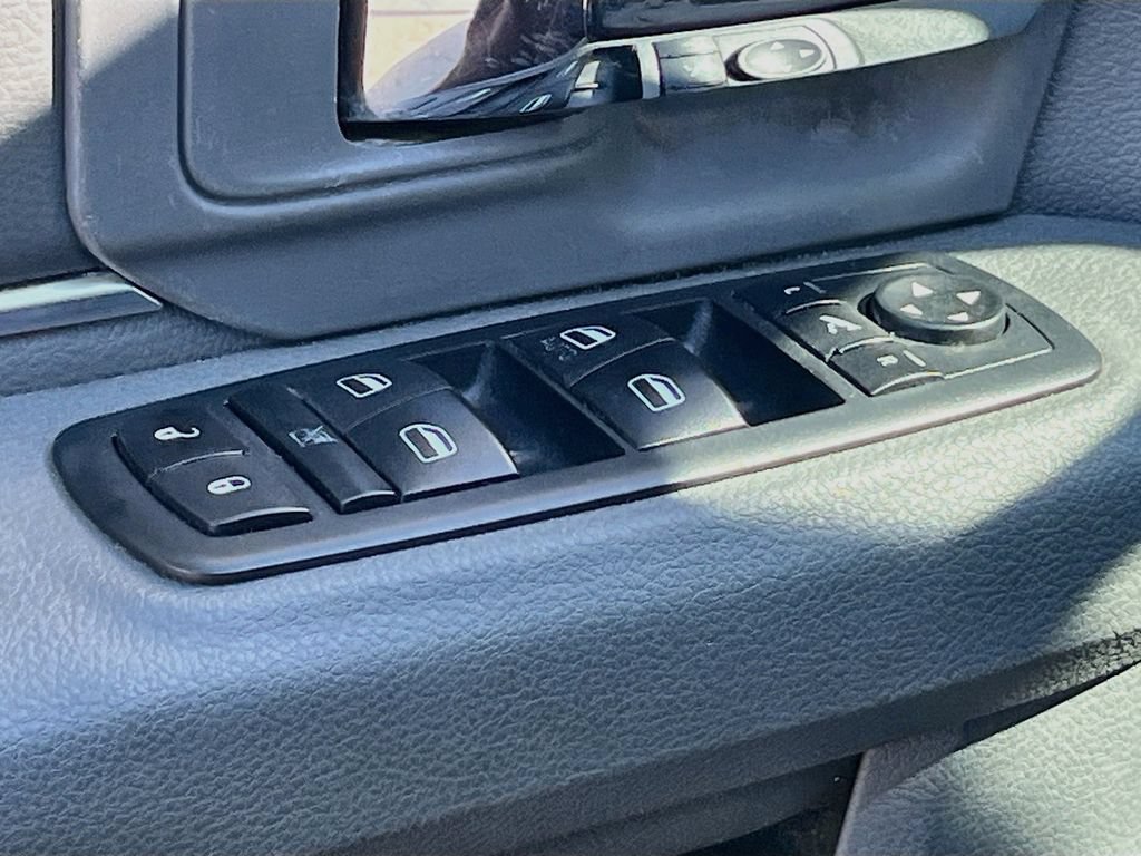 Used 2019 RAM 1500 Big Horn RWD image 17