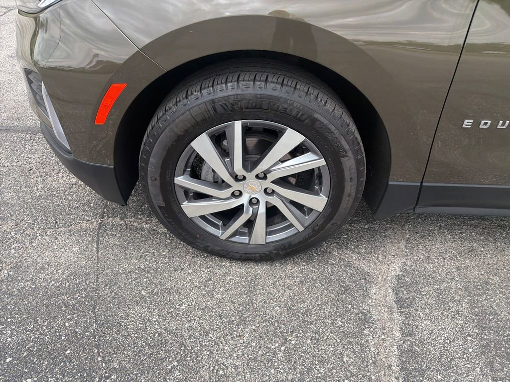 Used 2023 Chevrolet Equinox LT FWD image 29