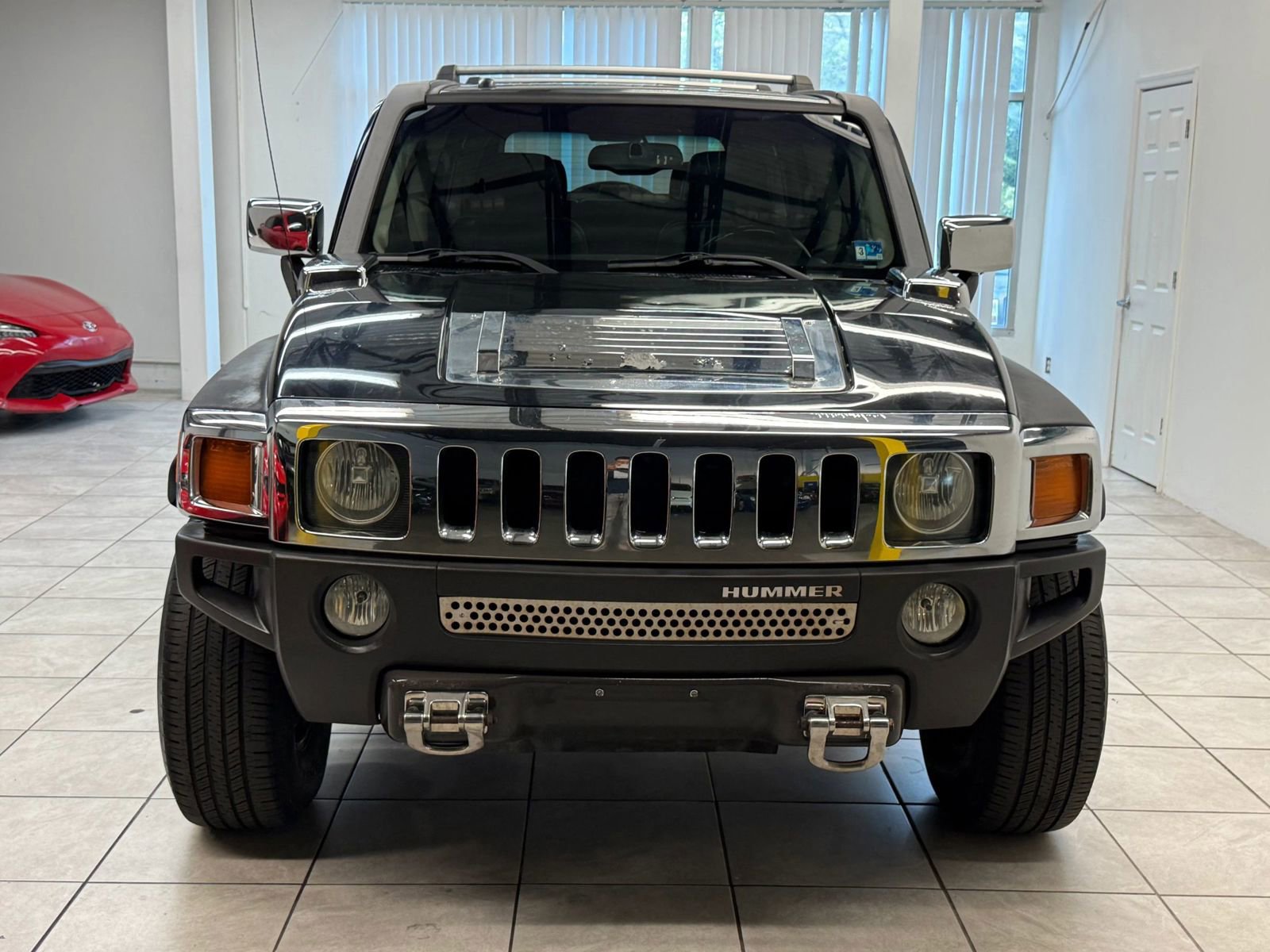 Used 2006 HUMMER H3 AWD/4WD image 2