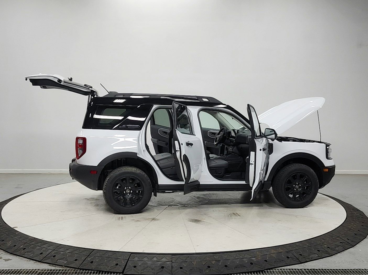 New 2026 Ford Bronco Sport Badlands w/ Badlands Tech Package AWD/4WD image 16