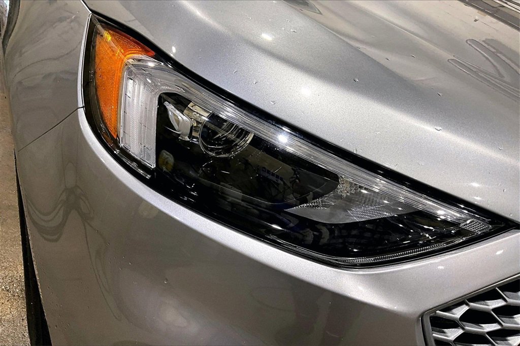 Used 2024 Ford Edge SEL image 25