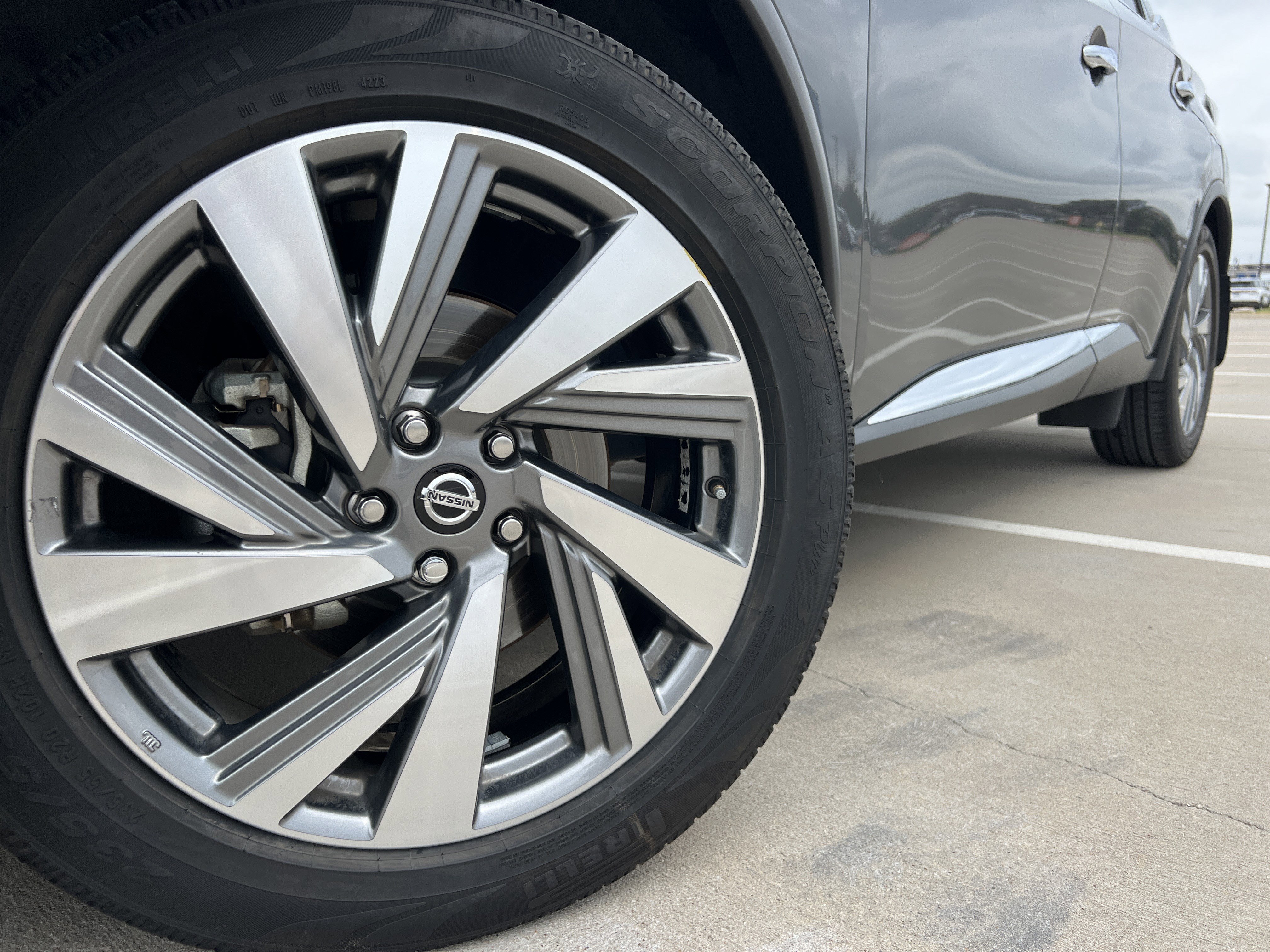 Used 2020 Nissan Murano SL w/ Moonroof Package image 14