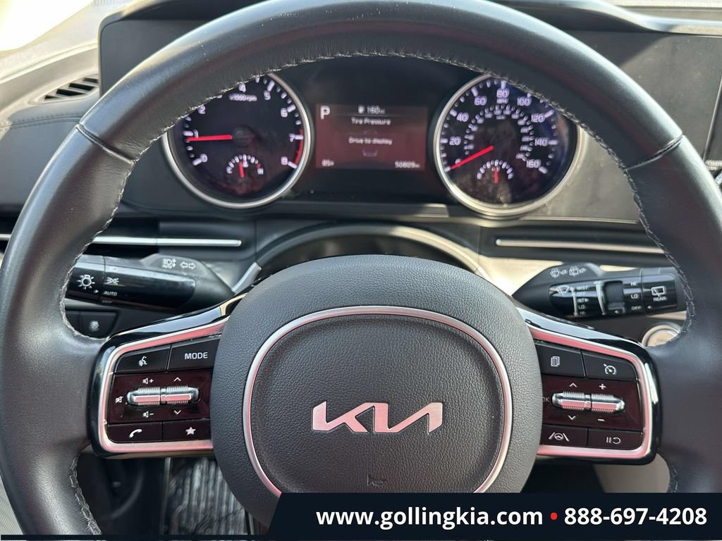 Certified 2024 Kia Carnival LX FWD image 19