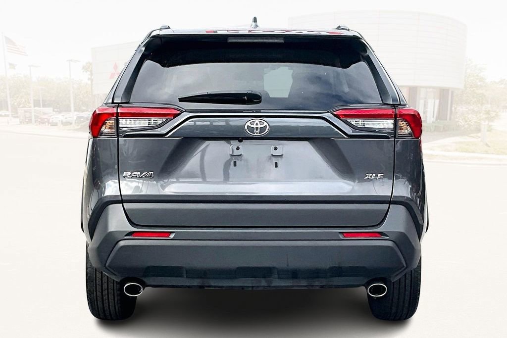 Used 2024 Toyota RAV4 XLE image 5