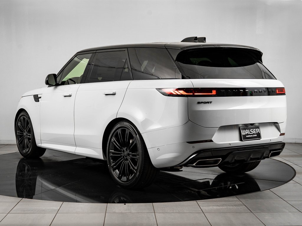 New 2026 Land Rover Range Rover Sport Dynamic SE image 11