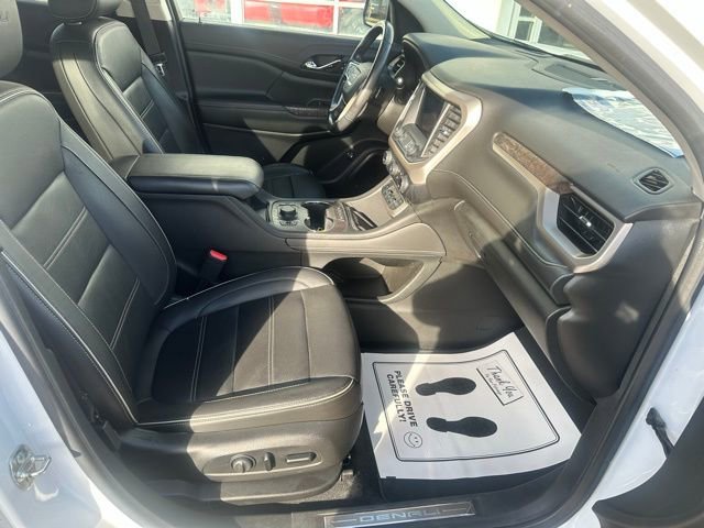 Used 2020 GMC Acadia Denali image 11
