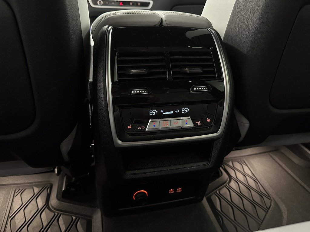 Used 2025 BMW X5 M60i image 24