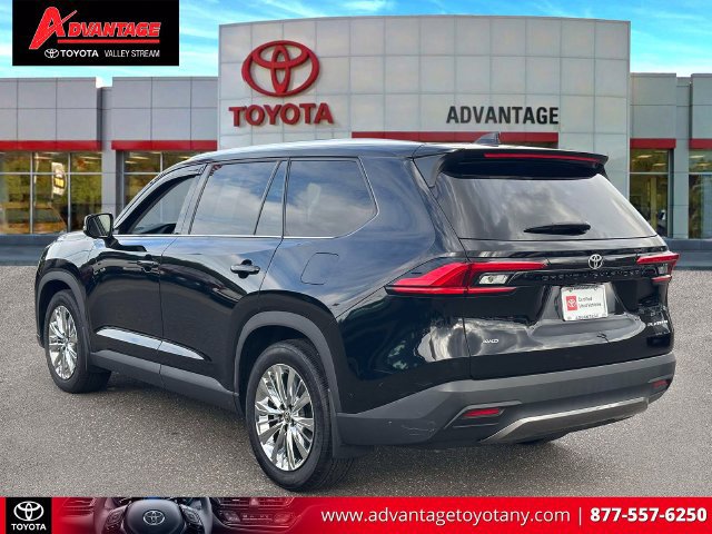 Used 2024 Toyota Grand Highlander AWD image 10