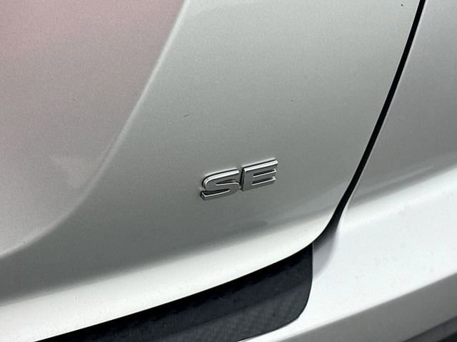 Used 2022 Mitsubishi Eclipse Cross SE image 40