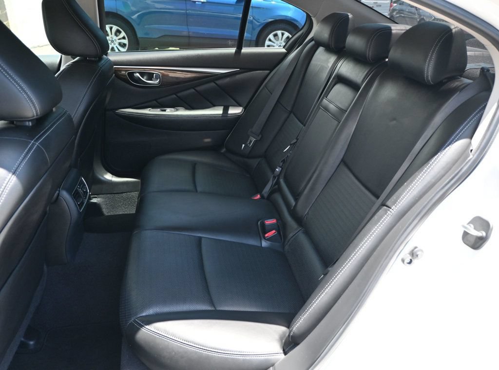 Used 2016 INFINITI Q50 Red Sport 400 RWD image 19