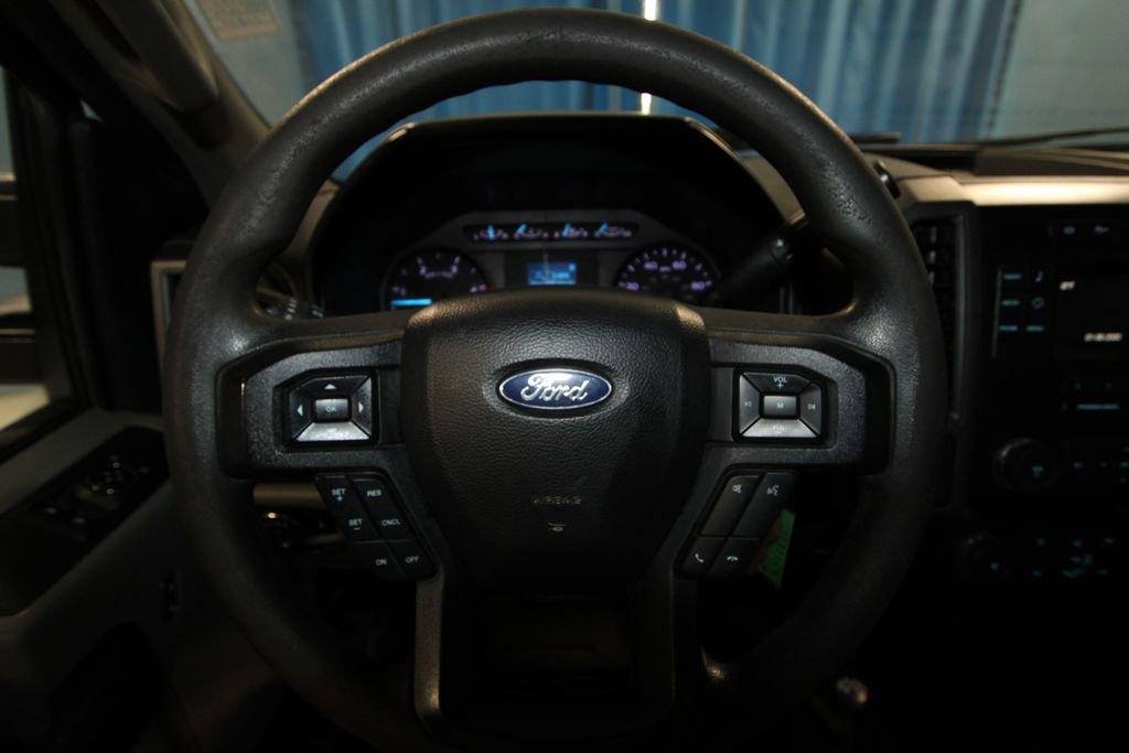 Used 2019 Ford F550 4x4 Regular Cab Super Duty image 11