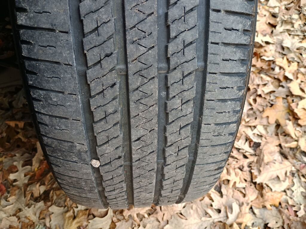 Used 2023 Jeep Grand Cherokee L Laredo image 25