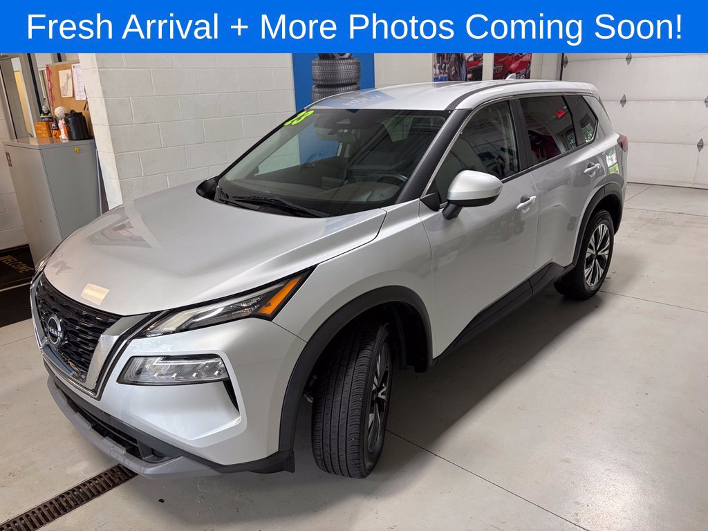 Used 2023 Nissan Rogue SV AWD/4WD image 4