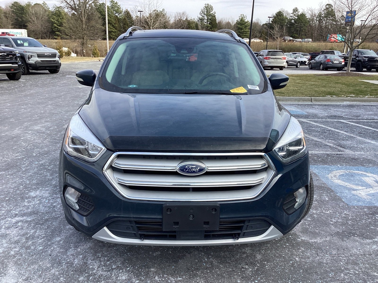 Used 2019 Ford Escape Titanium image 2