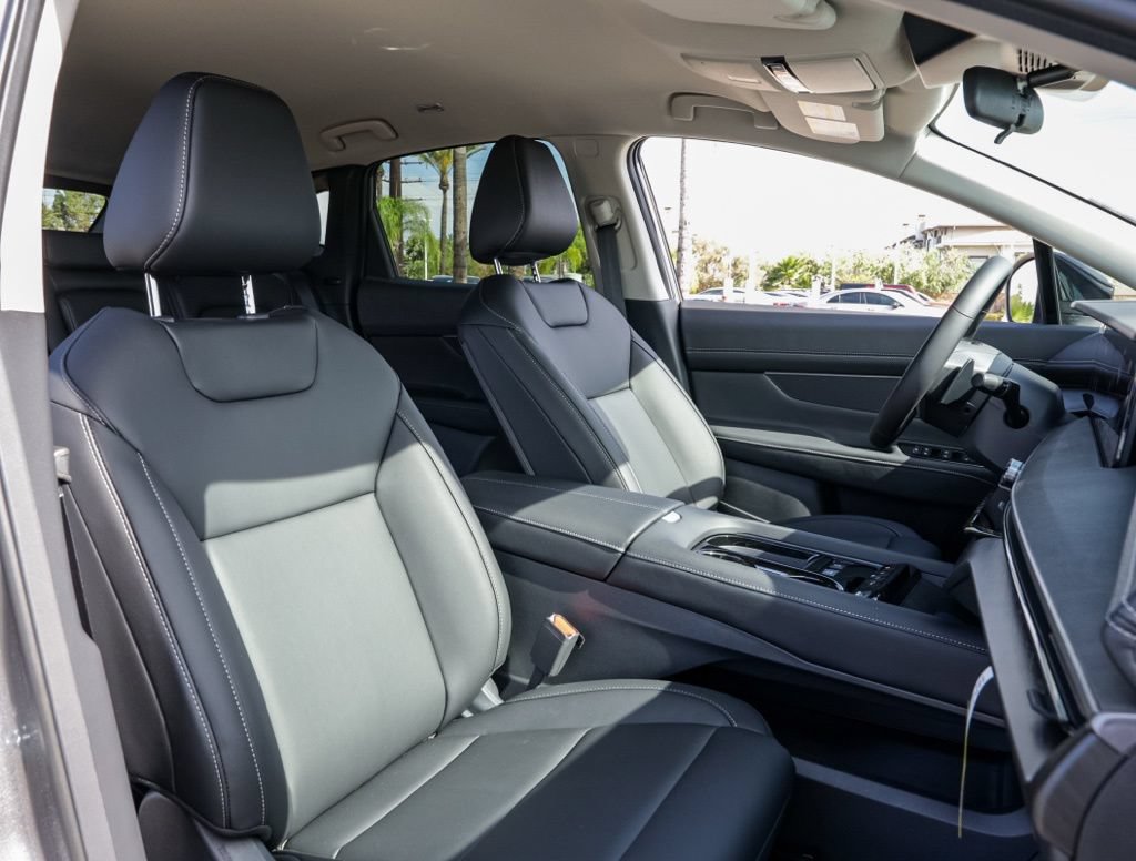 New 2026 Nissan Murano SV AWD/4WD image 18