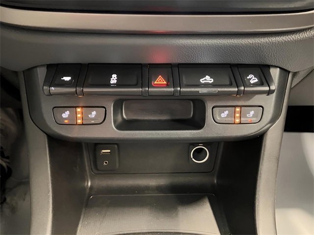 Used 2017 Chevrolet Colorado Z71 image 24