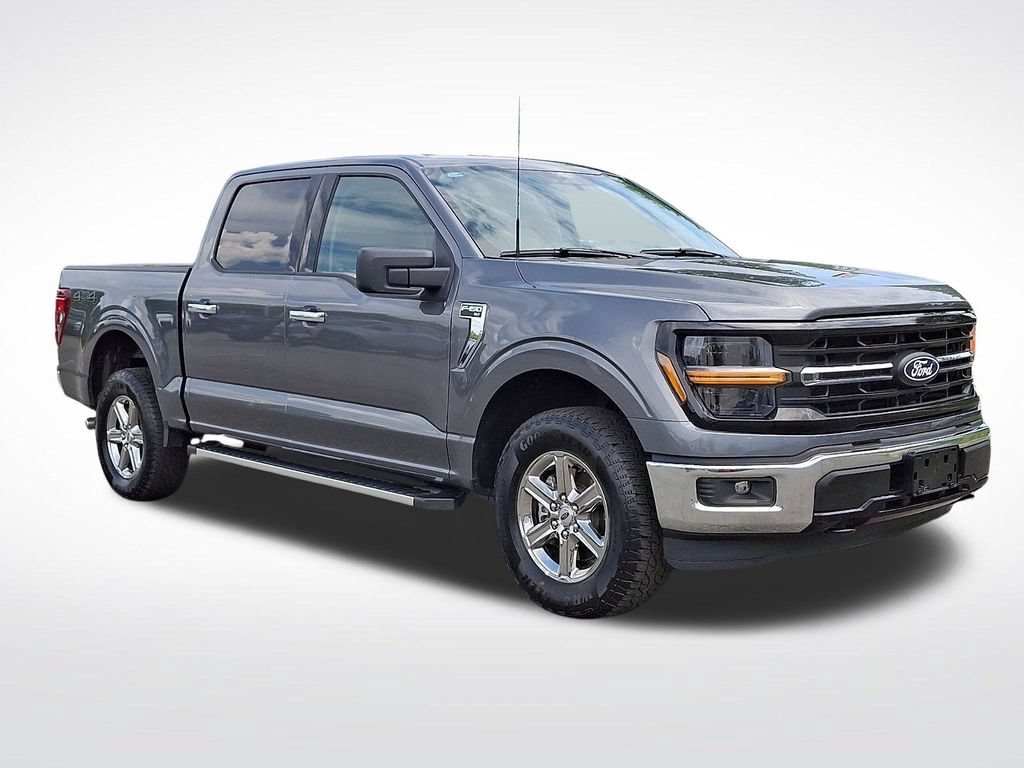 Used 2025 Ford F150 XLT w/ Equipment Group 301A Standard AWD/4WD image 3