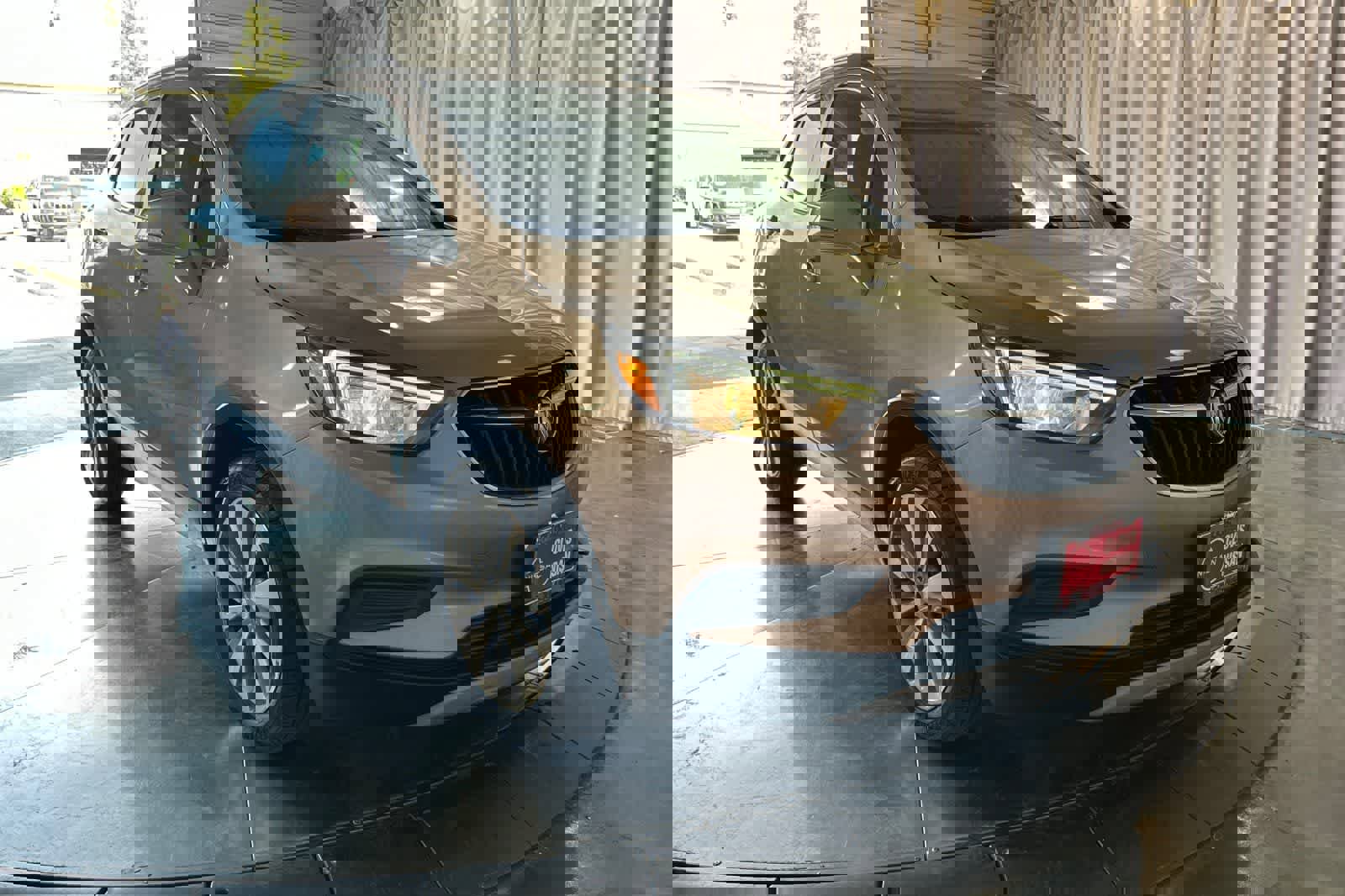 Used 2019 Buick Encore Preferred image 10