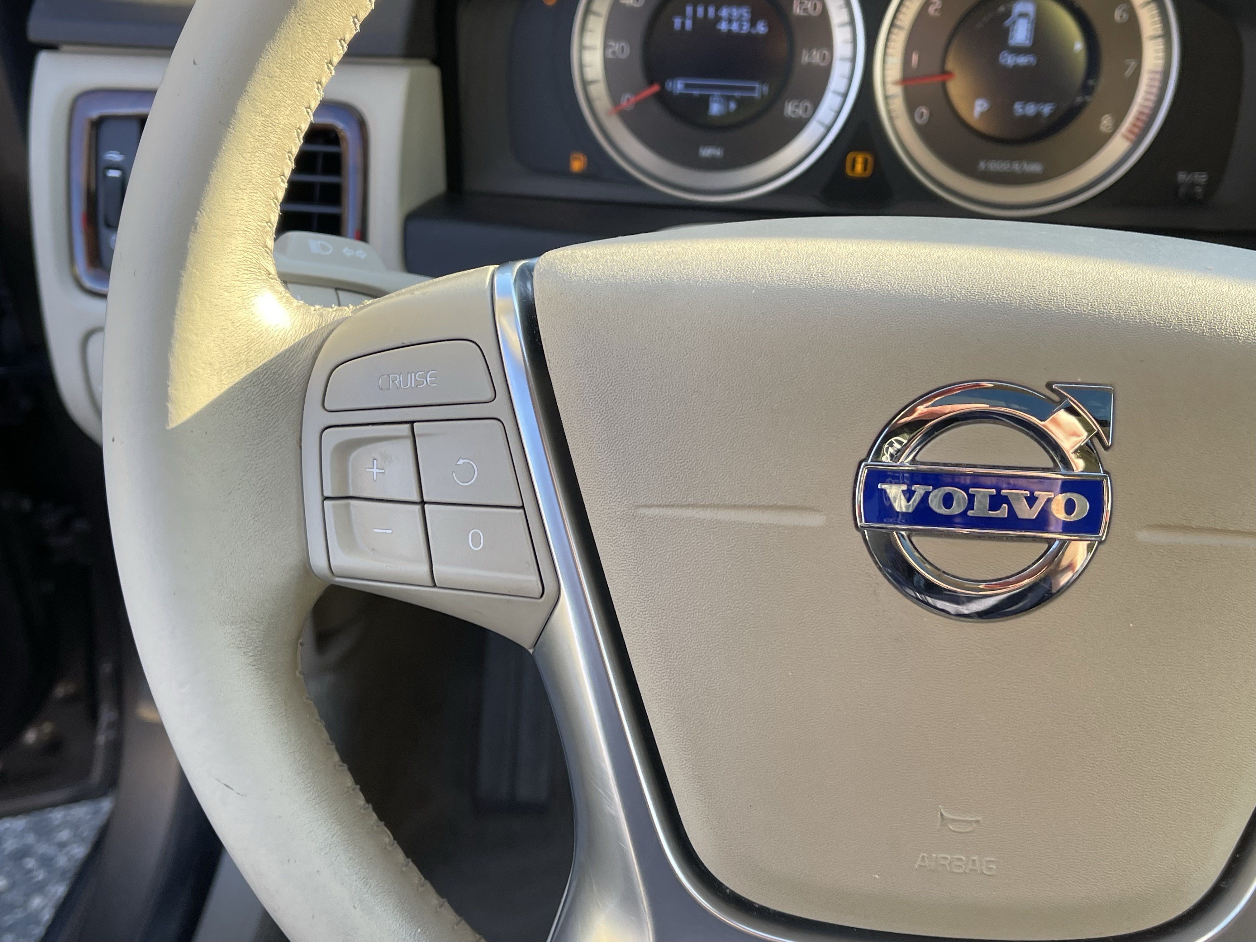 Used 2013 Volvo XC70 T6 AWD/4WD image 20