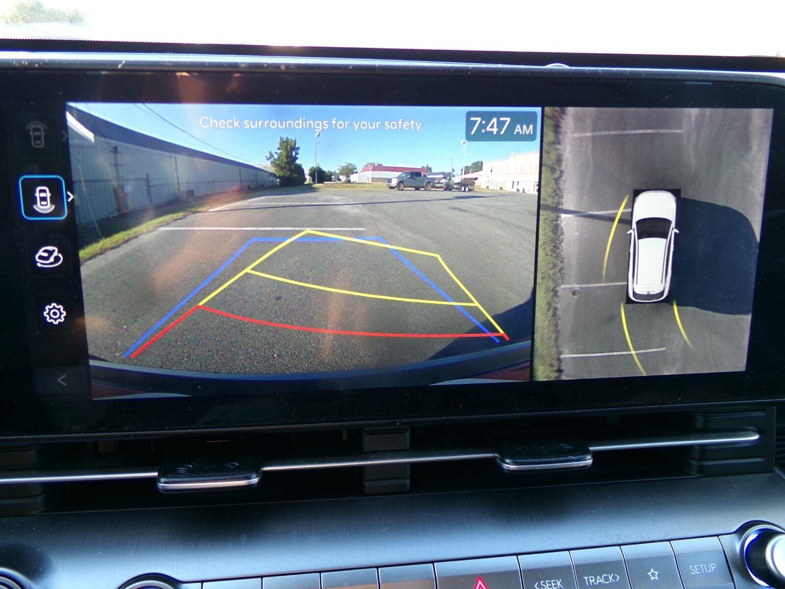Used 2024 Hyundai Kona Limited FWD image 9