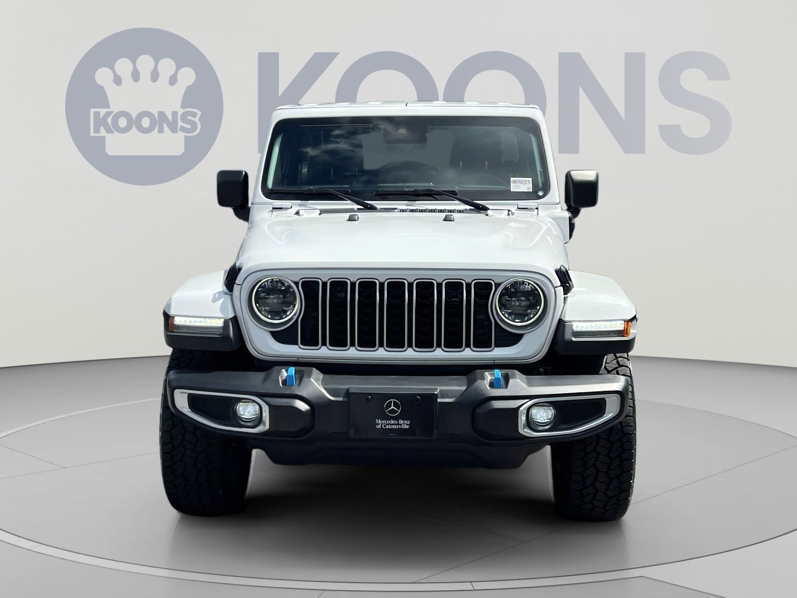 Used 2024 Jeep Wrangler Unlimited Sahara AWD/4WD image 4