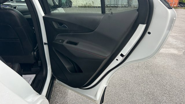 Certified 2022 Chevrolet Equinox RS w/ LPO, Floor Liner Package image 49