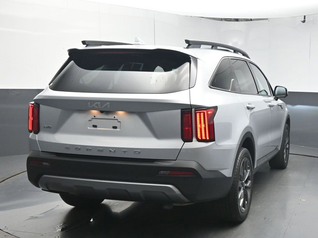 Used 2022 Kia Sorento SX Prestige w/ Rust Color Package image 7