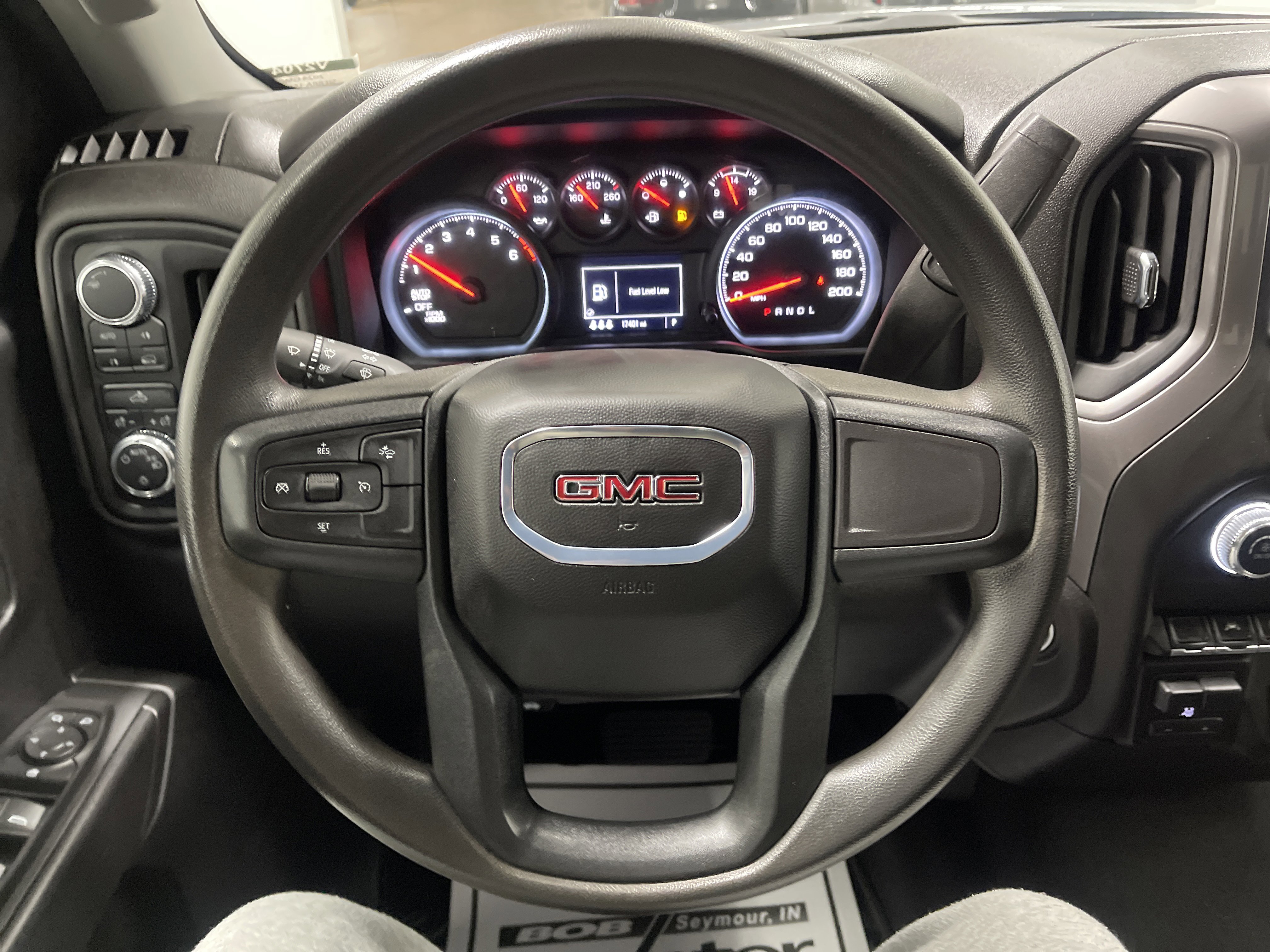 Used 2024 GMC Sierra 1500 Pro w/ Graphite Edition image 26