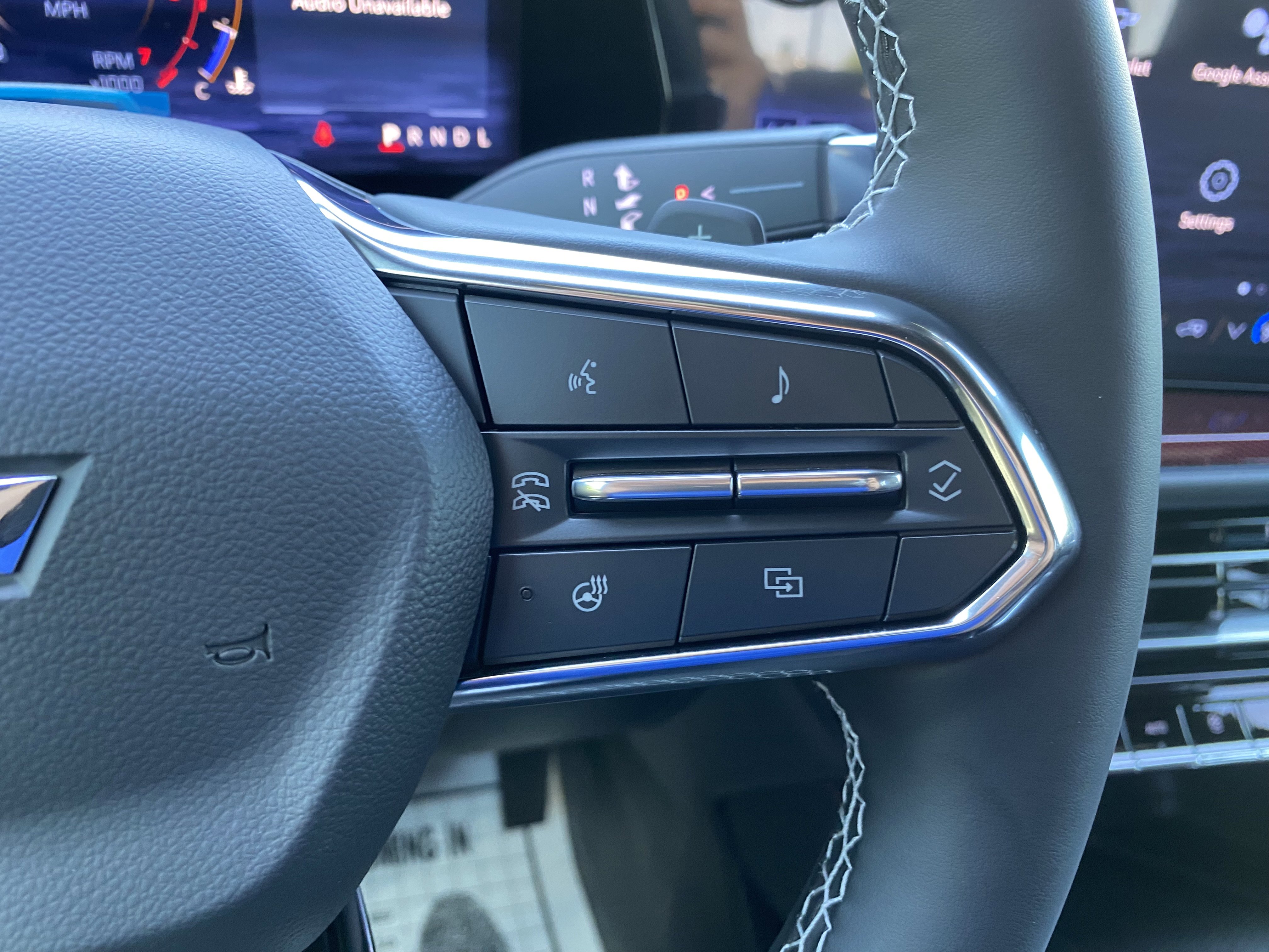 New 2026 Chevrolet Traverse Z71 w/ Enhanced Driving Package AWD/4WD image 20