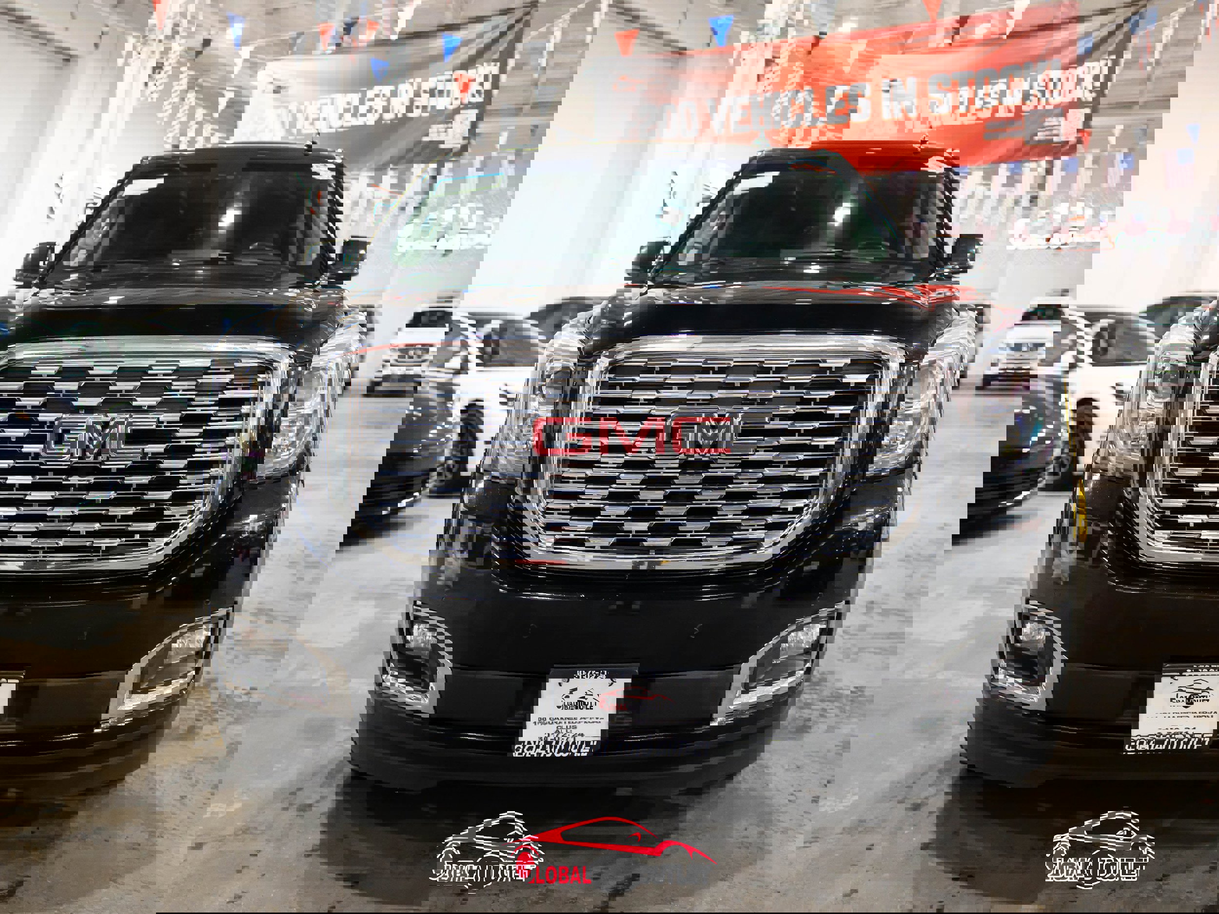 Used 2019 GMC Yukon XL Denali w/ Denali Ultimate Package image 2