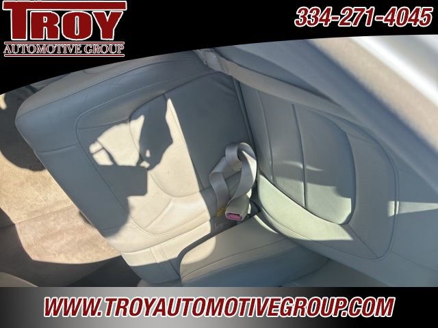 Used 2004 Cadillac De Ville w/ Equipment Group FWD image 13